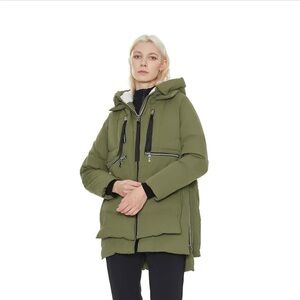 NWT Orolay Women's Thickened Down Jacket Size Medium